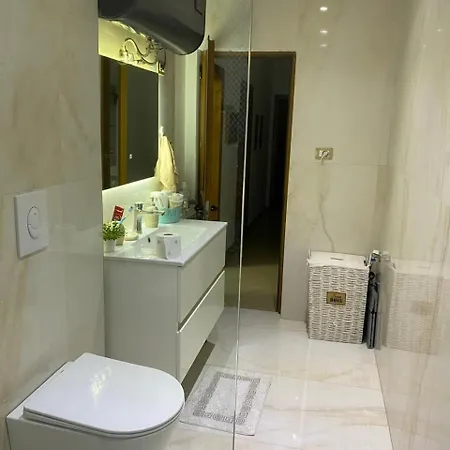 Tia Family Lelcaj Apartamento Tirana